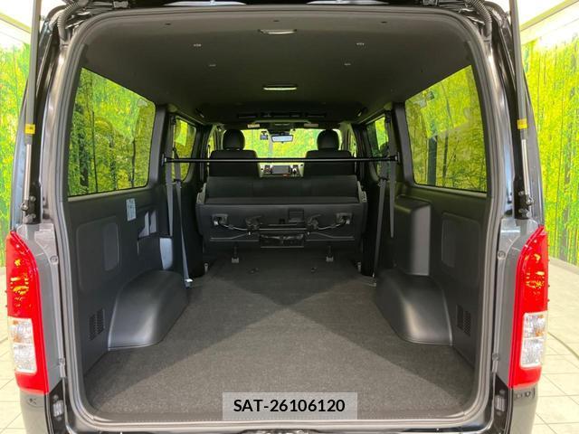 Toyota HIACE VAN 2025-09 8282843-9