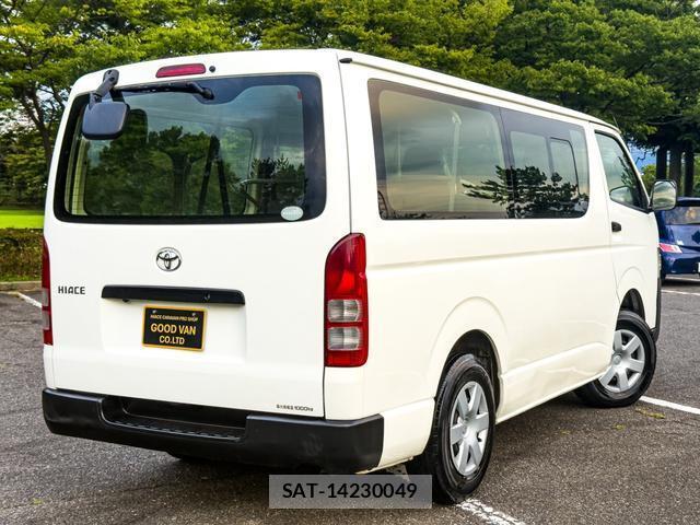 Toyota HIACE VAN 2015-03 8283242-4