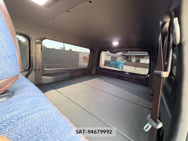 Toyota HIACE VAN 2021-10 8283568-15