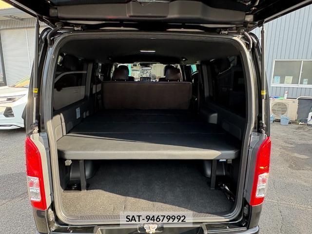 Toyota HIACE VAN 2021-10 8283568-18