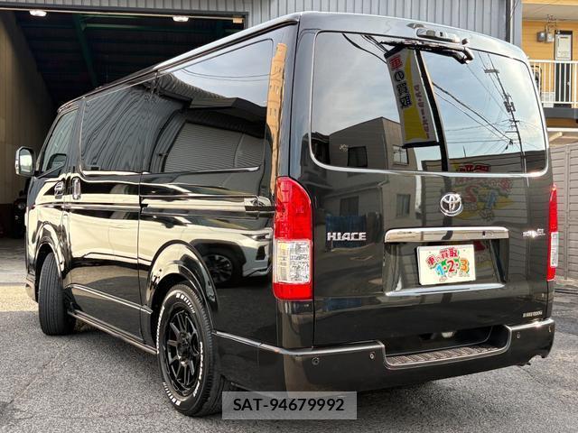 Toyota HIACE VAN 2021-10 8283568-6