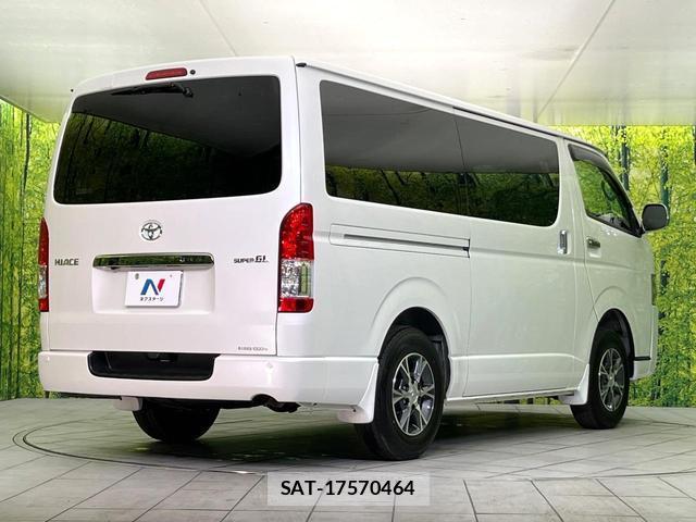 Toyota HIACE VAN 2017-02 8283586-16