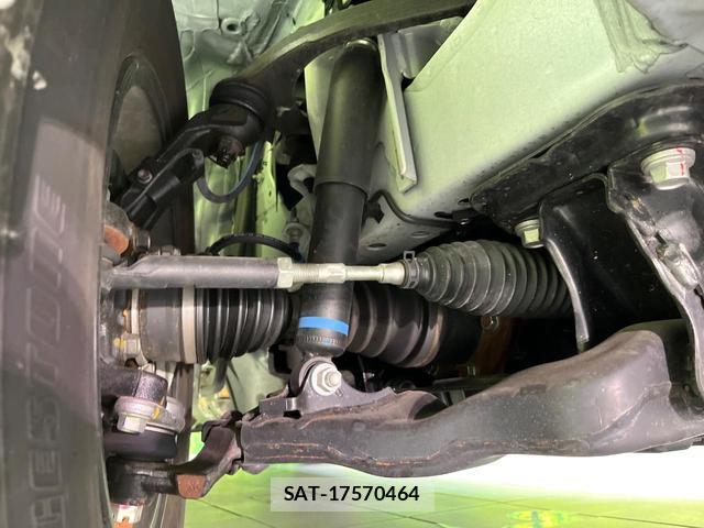 Toyota HIACE VAN 2017-02 8283586-19