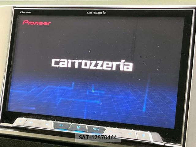 Toyota HIACE VAN 2017-02 8283586-2
