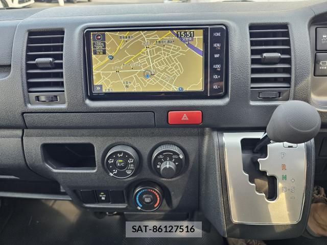 Toyota HIACE VAN 2025-07 8283696-9