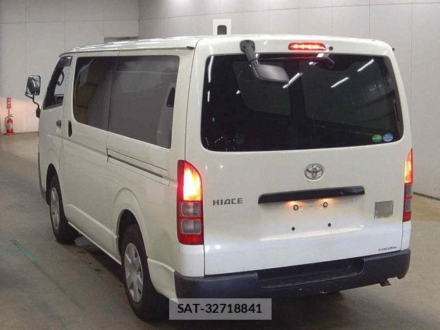 Toyota HIACE VAN 2020-06 8283724-3