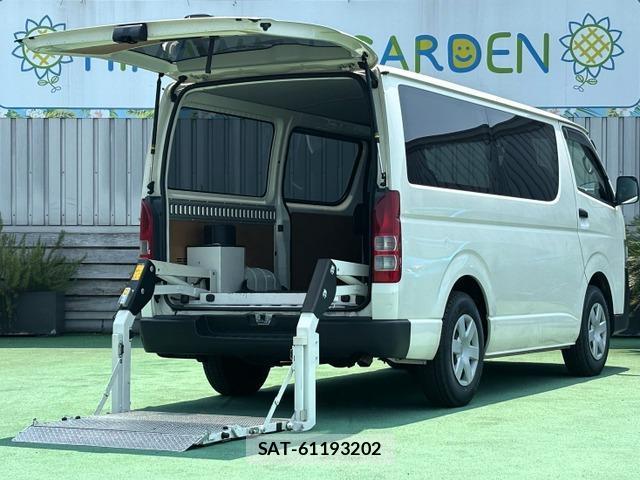 Toyota HIACE VAN 2012-12 8283734-0