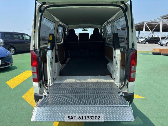 Toyota HIACE VAN 2012-12 8283734-10