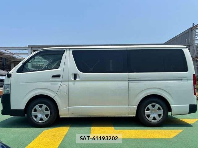 Toyota HIACE VAN 2012-12 8283734-15