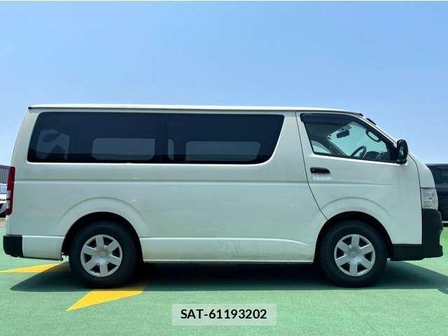 Toyota HIACE VAN 2012-12 8283734-18