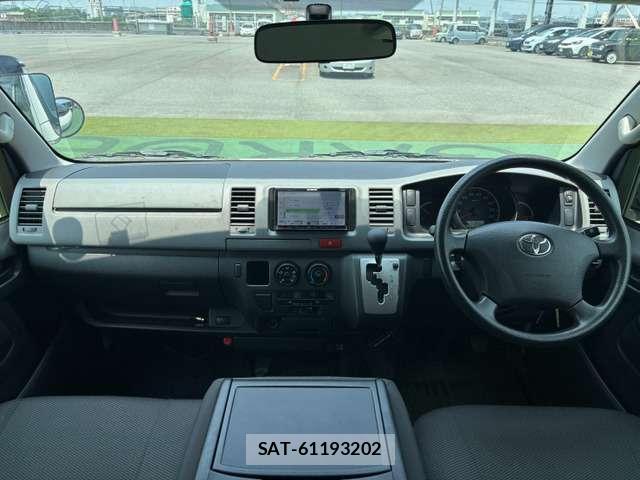 Toyota HIACE VAN 2012-12 8283734-4