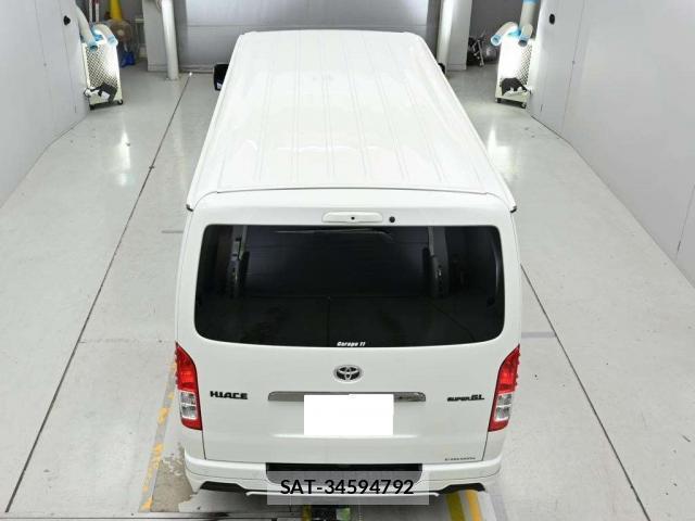 Toyota HIACE VAN 2022-10 8283847-10
