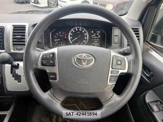 Toyota HIACE VAN 2024-01 8283987-10