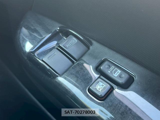 Toyota HIACE VAN 2018-08 8284058-7