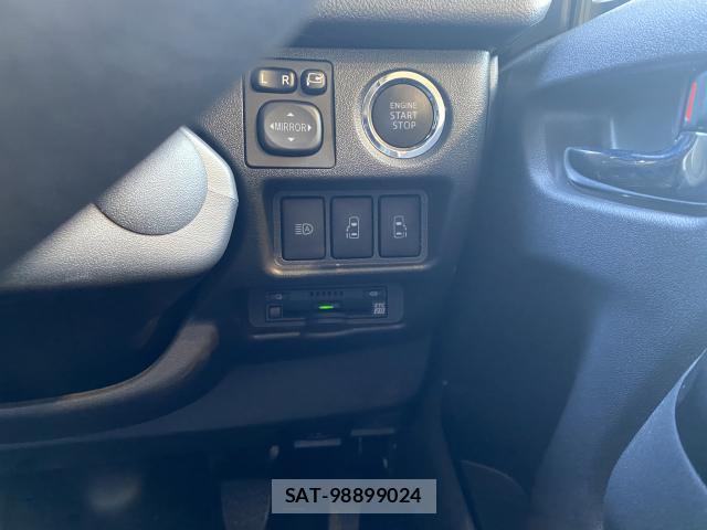 Toyota HIACE VAN 2022 8284333-11