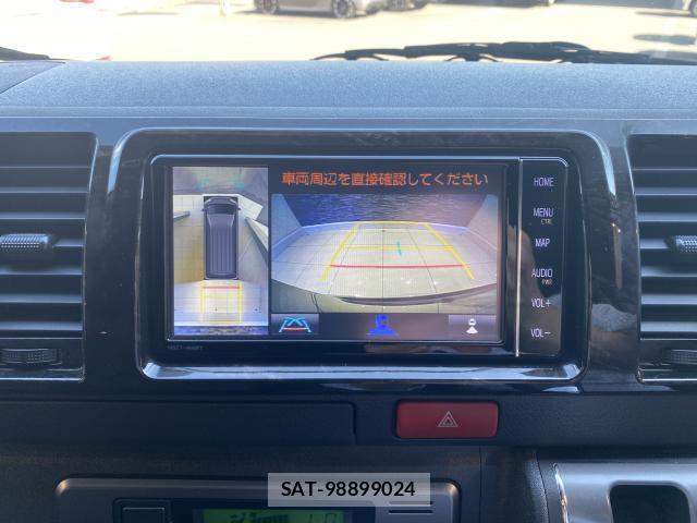Toyota HIACE VAN 2022 8284333-4