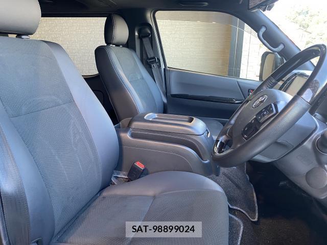 Toyota HIACE VAN 2022 8284333-6