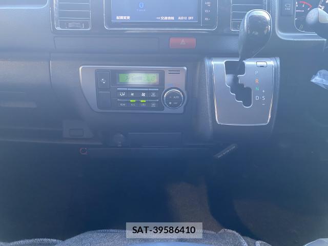 Toyota HIACE VAN 2021-01 8284334-10