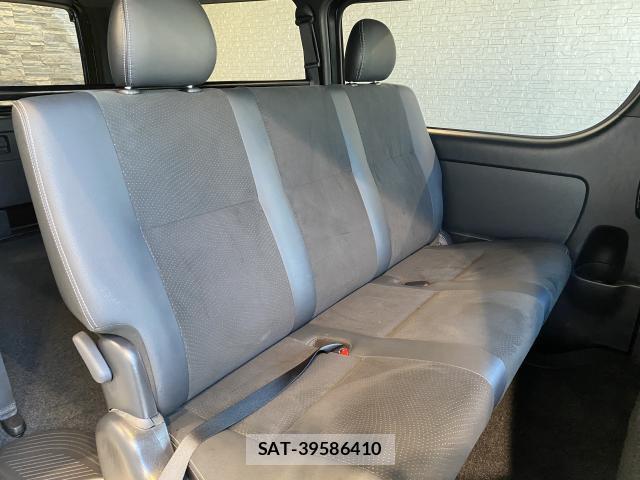 Toyota HIACE VAN 2021-01 8284334-17