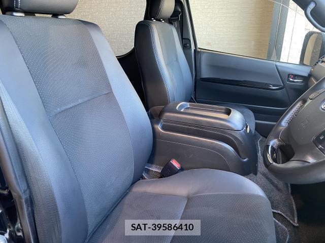 Toyota HIACE VAN 2021-01 8284334-6