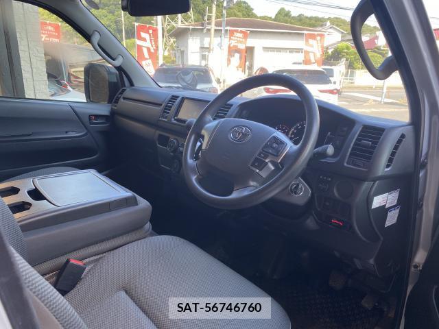 Toyota HIACE VAN 2024 8284339-15