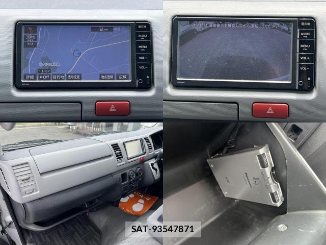 Toyota HIACE VAN 2010-11 8284558-5