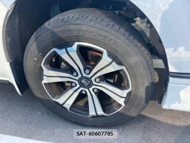 Toyota HIACE VAN 2021-09 8284828-12