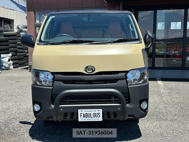 Toyota HIACE VAN 2018-06 8285305-1