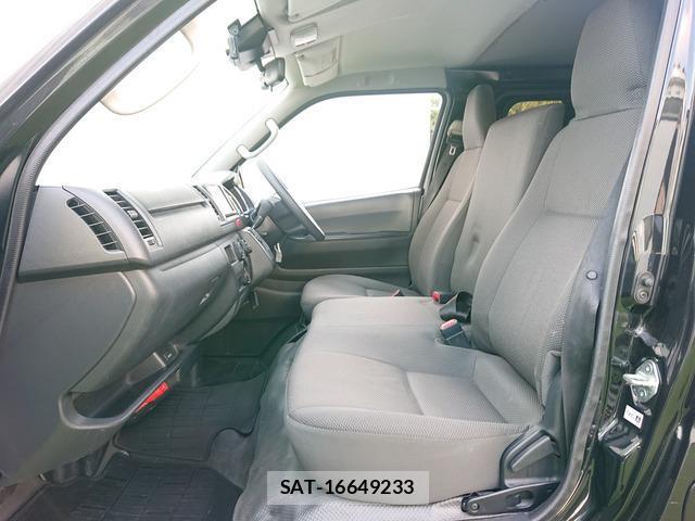 Toyota HIACE VAN 2019-12 8285480-10