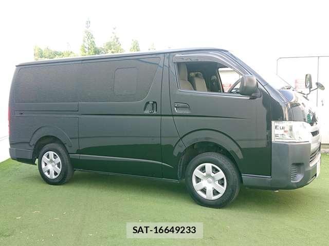 Toyota HIACE VAN 2019-12 8285480-16