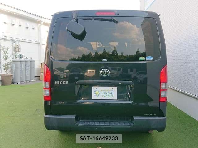 Toyota HIACE VAN 2019-12 8285480-19