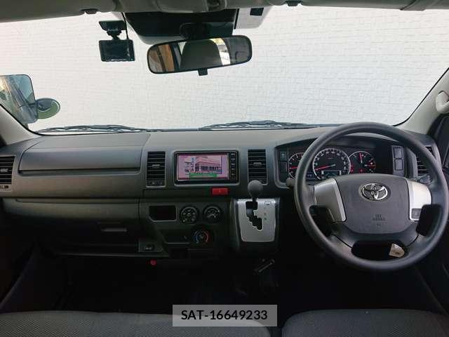 Toyota HIACE VAN 2019-12 8285480-4