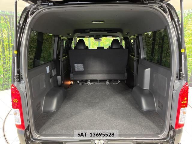 Toyota HIACE VAN 2025-08 8285506-10
