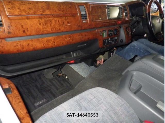 Toyota HIACE WAGON 2007-07 8276907-2
