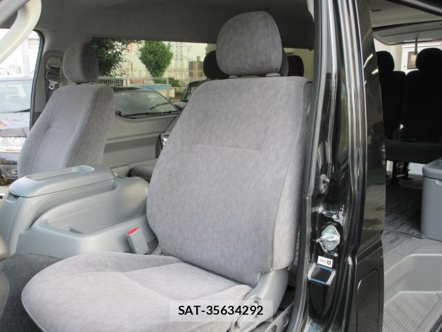 Toyota HIACE WAGON 2009-05 8277311-10