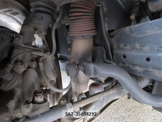 Toyota HIACE WAGON 2009-05 8277311-17