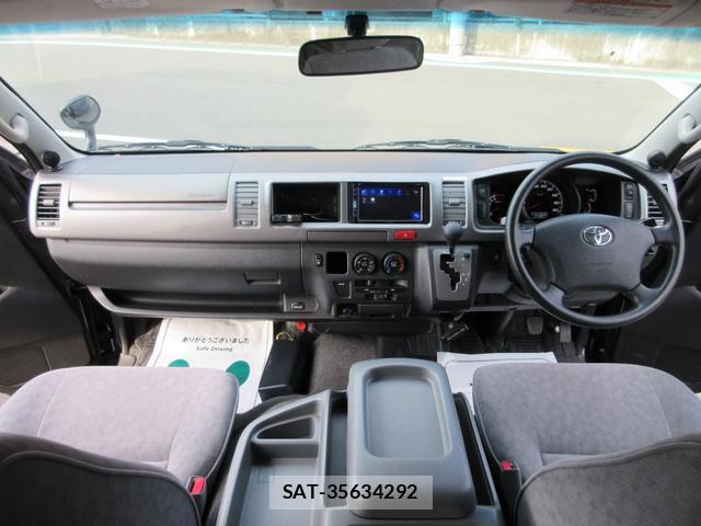 Toyota HIACE WAGON 2009-05 8277311-2