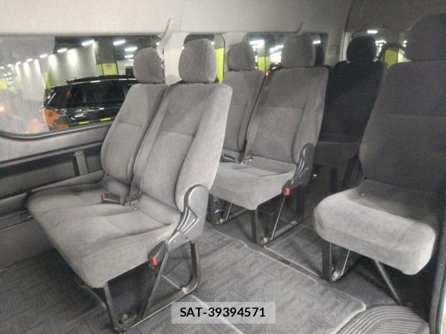 Toyota HIACE WAGON 2017-07 8277428-5
