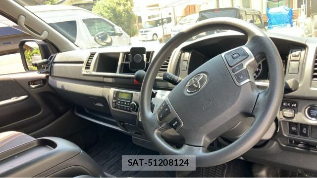 Toyota HIACE WAGON 2022-01 8280646-2