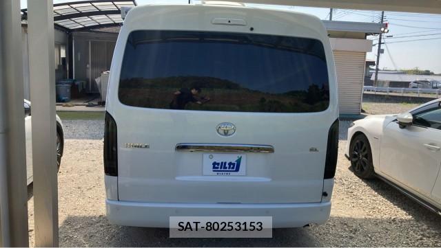 Toyota HIACE WAGON 2022-10 8280859-1