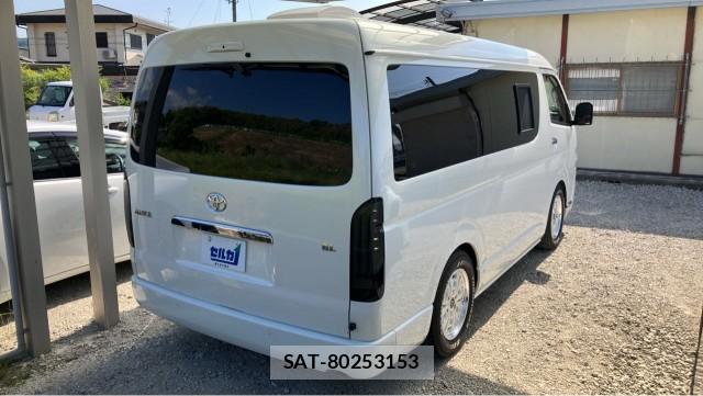Toyota HIACE WAGON 2022-10 8280859-12