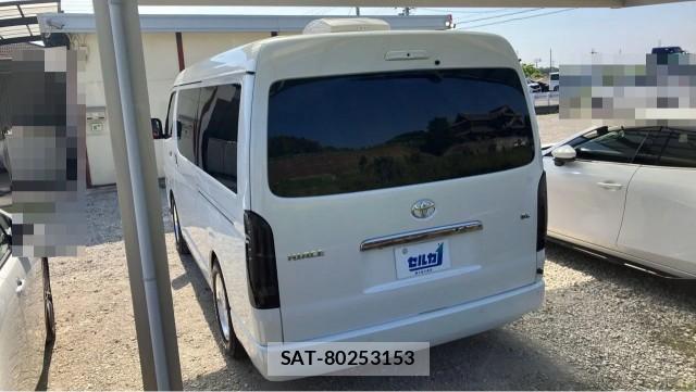 Toyota HIACE WAGON 2022-10 8280859-13