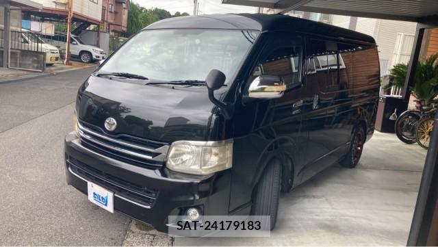 Toyota HIACE WAGON 2011-10 8281037-0