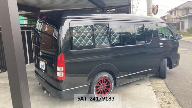Toyota HIACE WAGON 2011-10 8281037-12