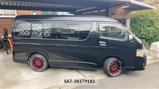Toyota HIACE WAGON 2011-10 8281037-3