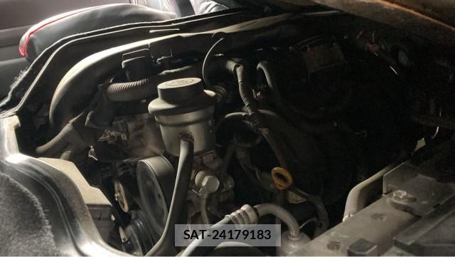Toyota HIACE WAGON 2011-10 8281037-7