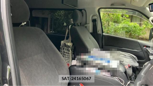 Toyota HIACE WAGON 2020-12 8281420-5