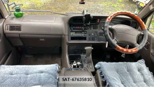 Toyota HIACE WAGON 1998-09 8281592-2