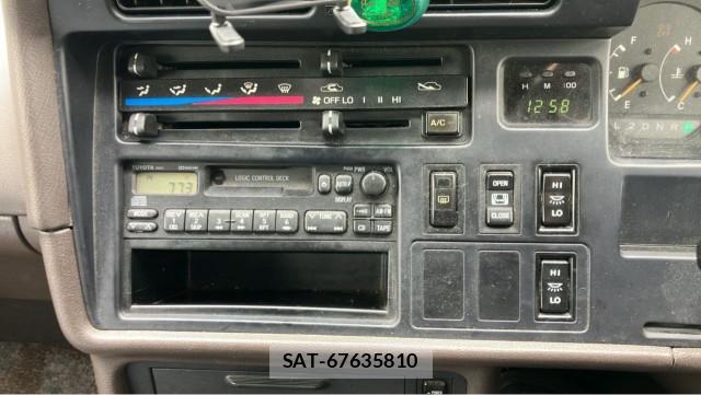 Toyota HIACE WAGON 1998-09 8281592-4