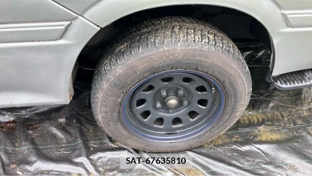 Toyota HIACE WAGON 1998-09 8281592-8